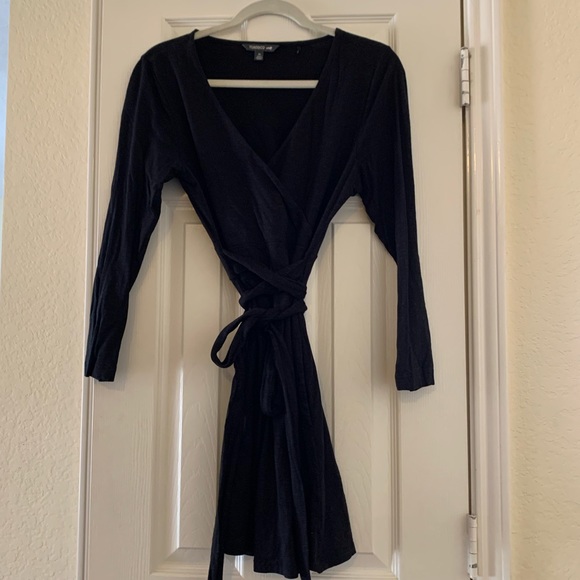 Black Wrap Toad&Co Dress - Picture 2 of 4